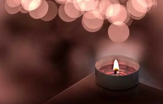 Candela per rito funebre